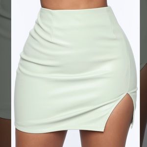 Sage Leather Mini Skirt 🤍
